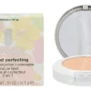 Clinique Beyond Perfecting Powder Foundation + Concealer 14.5g #02 Alabaster fles en verpakking