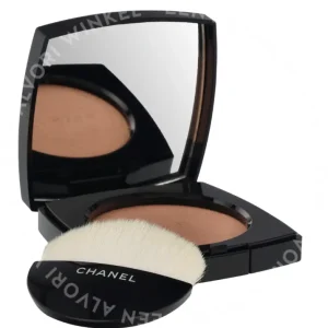 Chanel Poudre Lumiere Highlighting Powder 8.5g #020 Warm Gold fles