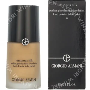 Armani Luminous Silk Foundation 30ml #06 fles en verpakking