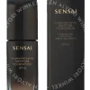 Sensai Flawless Satin Foundation SPF25 30ml FS203 Neutral Beige fles en verpakking
