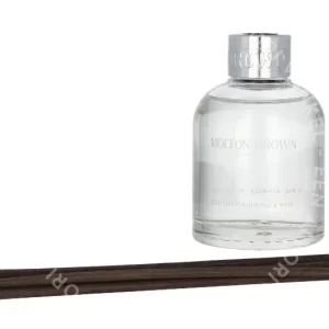 Molton Brown Rhubarb & Rose Aroma Reeds 150ml  fles