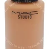 MAC Studio Waterweight Foundation SPF30 30ml NC44 fles