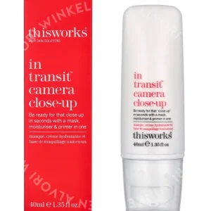 This Works In Transit Camera Close-Up Mask 40ml  fles en verpakking